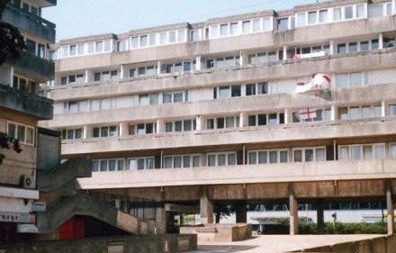 20090430_1709wyndham-court_w.jpg