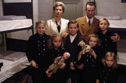 93-goebbels-and-children.JPEG