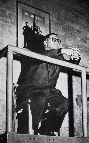 brecht-2.jpg