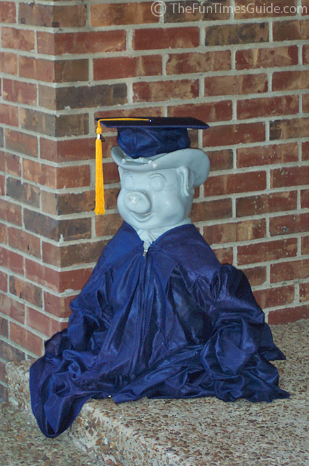 pig-in-cap-n-gown.jpg